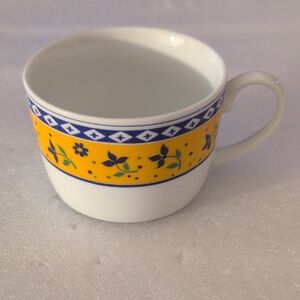 Imperial table Vibrant Yellow and Blue Ceramic Mug for Dining
